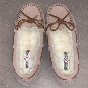 Minnetonka Cally Moccasin Slippers